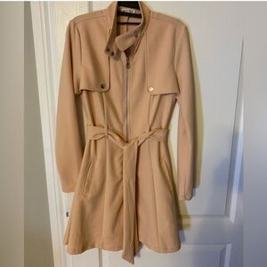 Main Strip Pale Pink Belted Light coat jacket